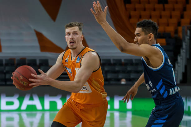 向来是世界 向来是世界