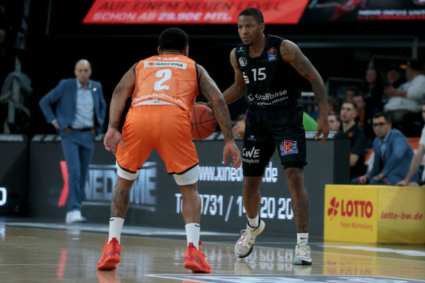 处于重建阶 处于重建阶