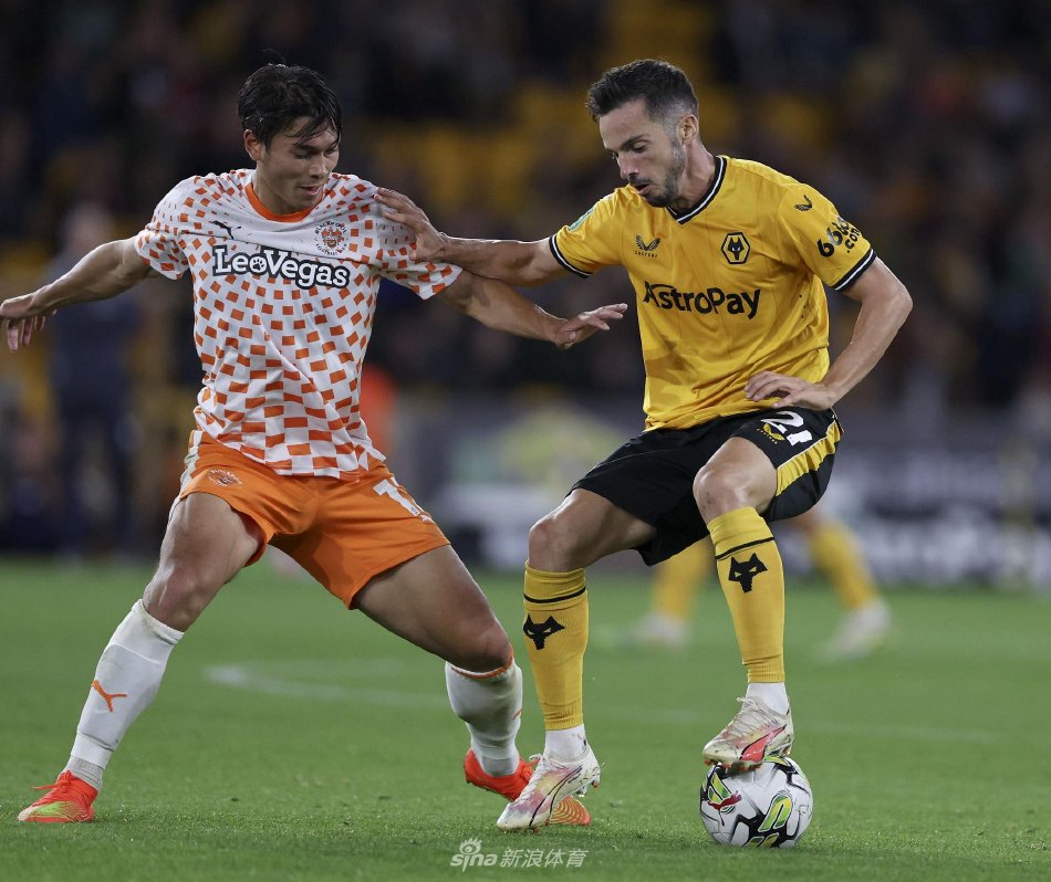 德里之间的 德里之间的