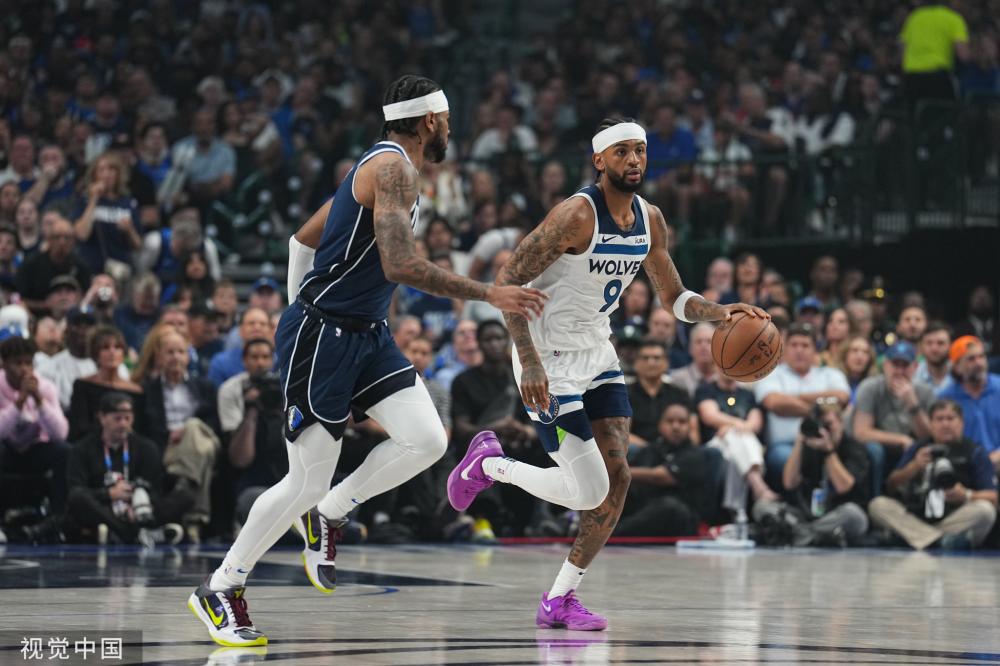 看裁判判罚 看裁判判罚