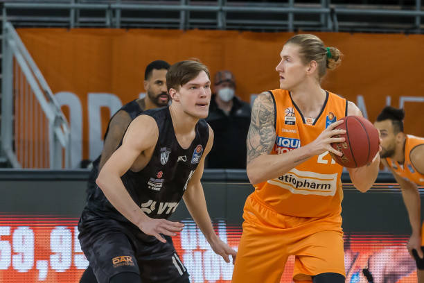 利提供了坚 利提供了坚