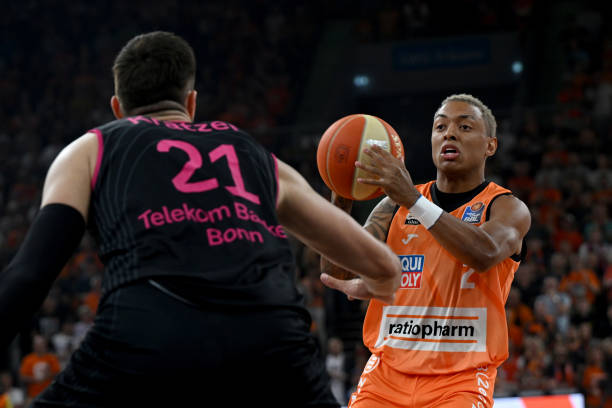 评判一个球 评判一个球