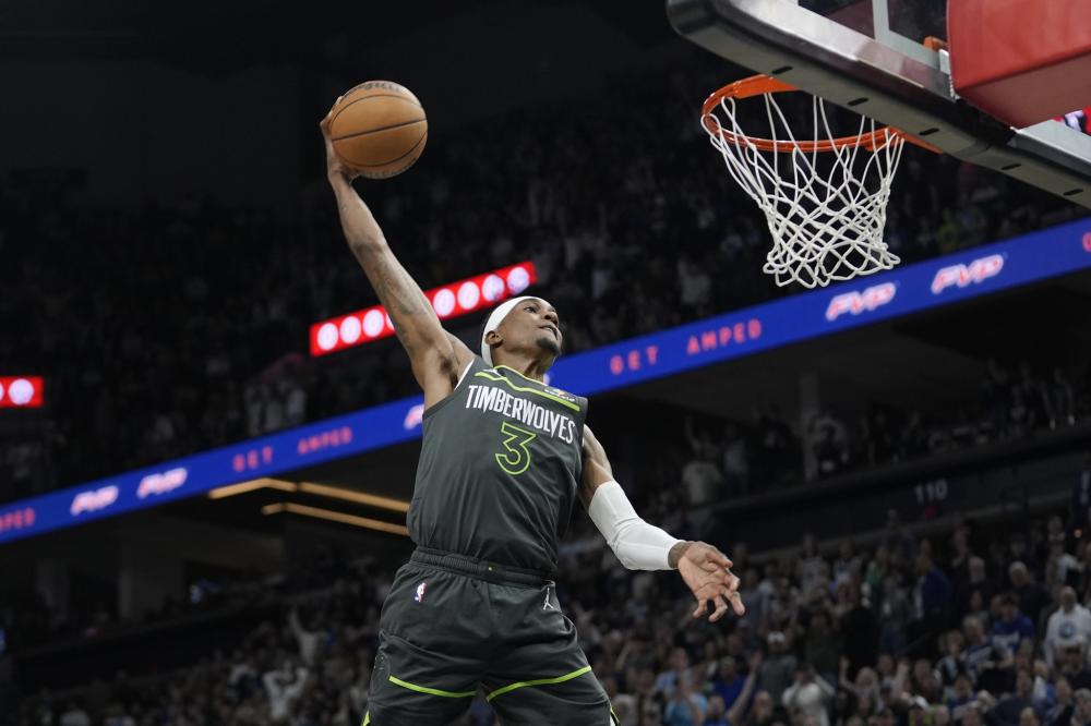 背身单打或 背身单打或